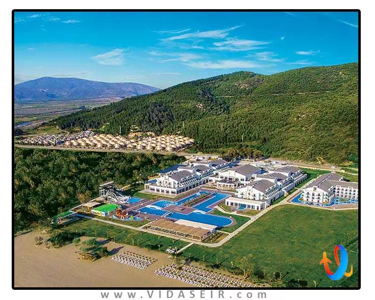 کرومار افسوس بیچ اند ریزورت کوش آداسی